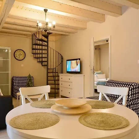 Apartment Zlote Modrzewie