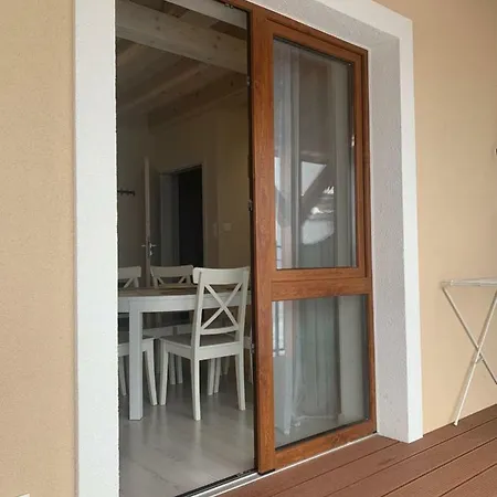 Zlote Modrzewie דירה