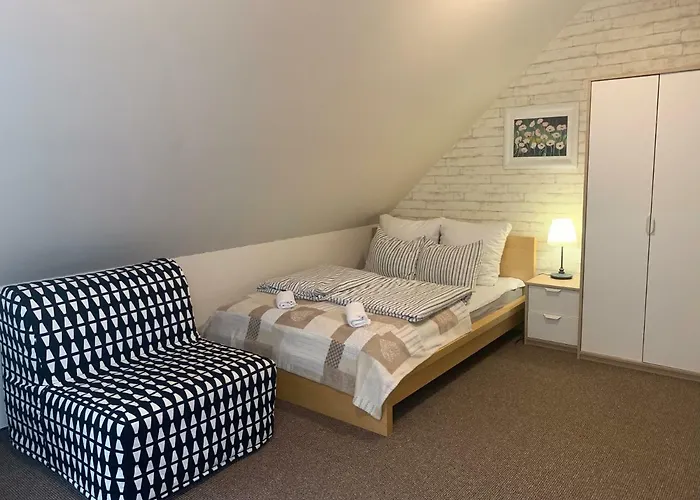 Zlote Modrzewie Lägenhet *